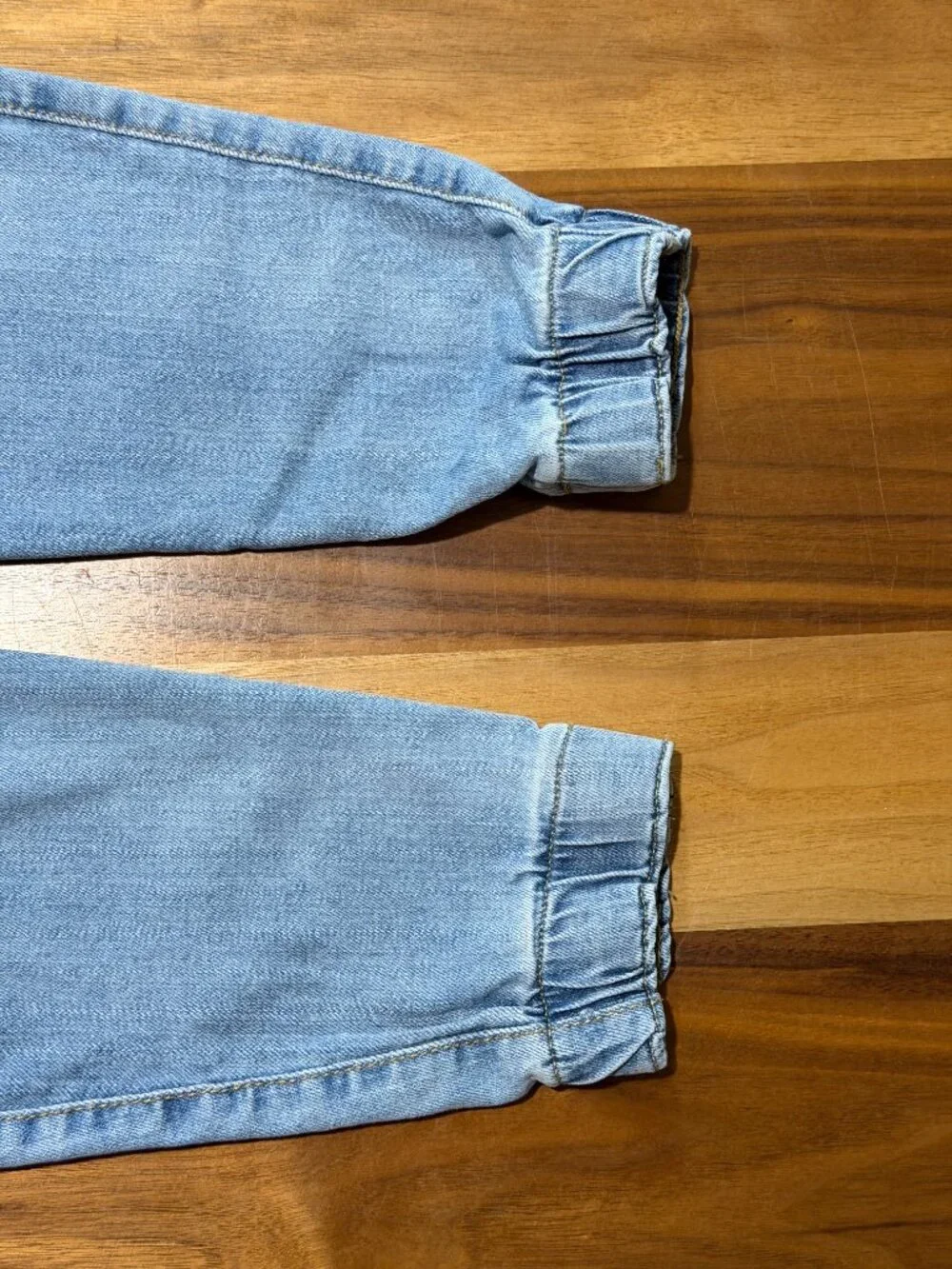 Hollister Men's Skinny Jogger Jeans XS Light Wash Denim Stretch Drawstring